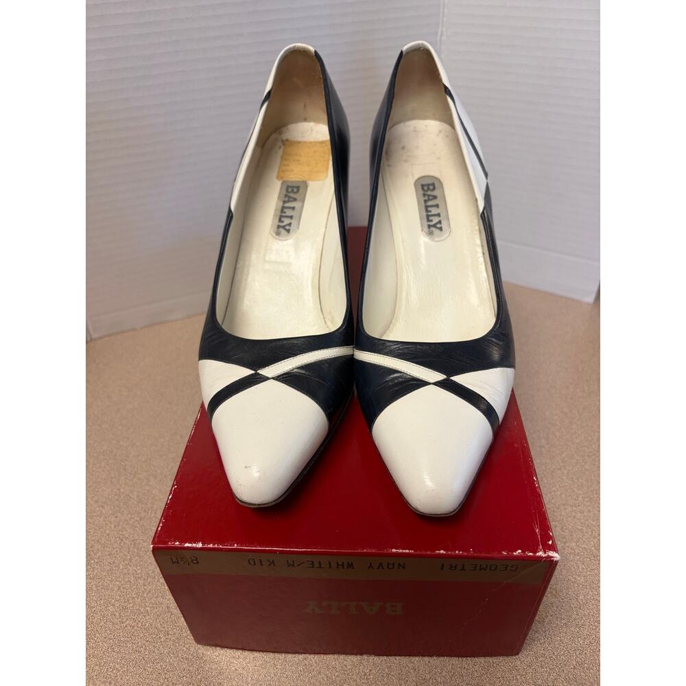 VTG Bally Made in Italy Navy Blue/White Pumps-Kitten Heels-Genuine Leather SZ8.5